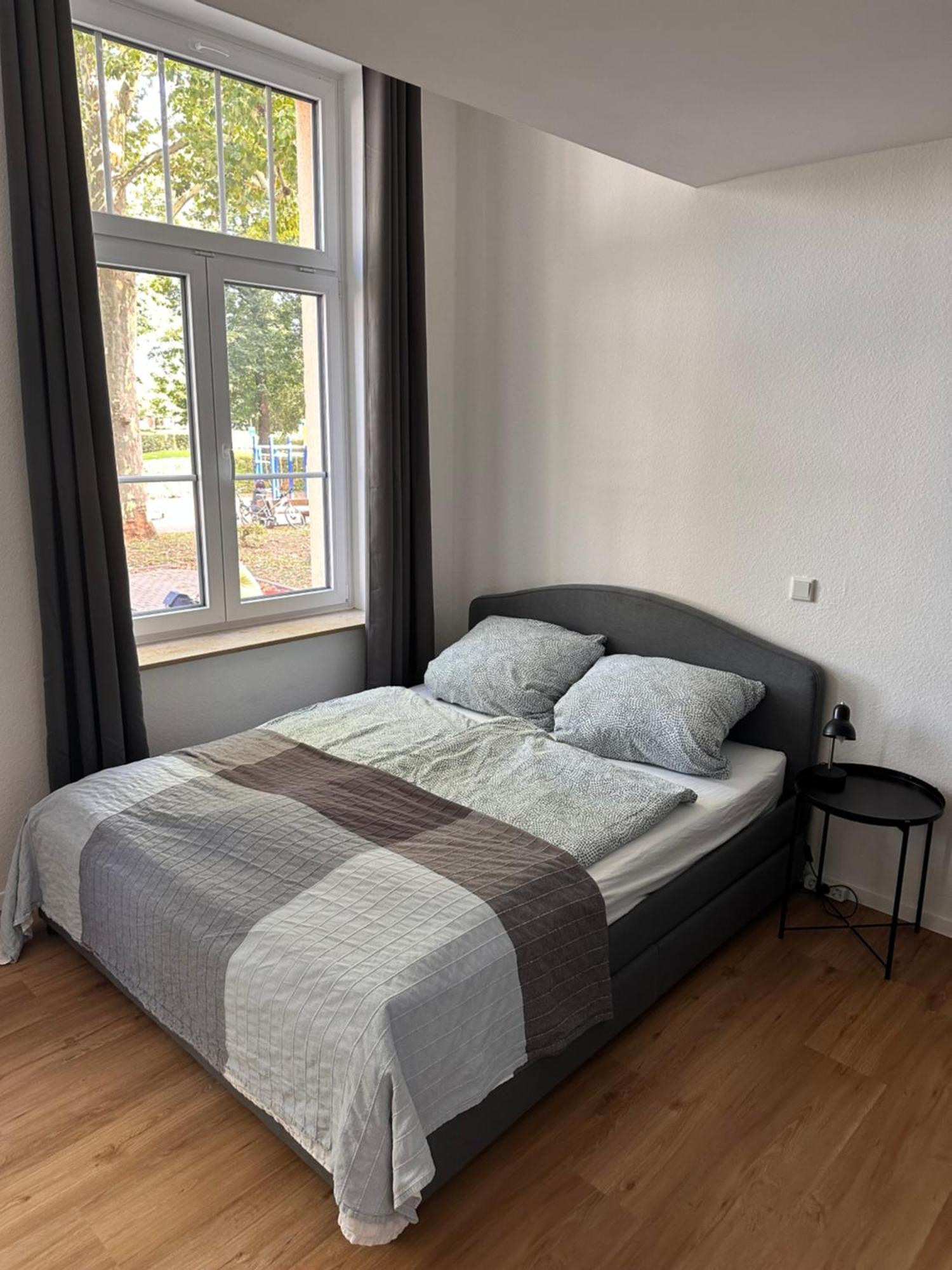 הוקנהיים Zentrales Apartment Mit Parkplatz מראה חיצוני תמונה